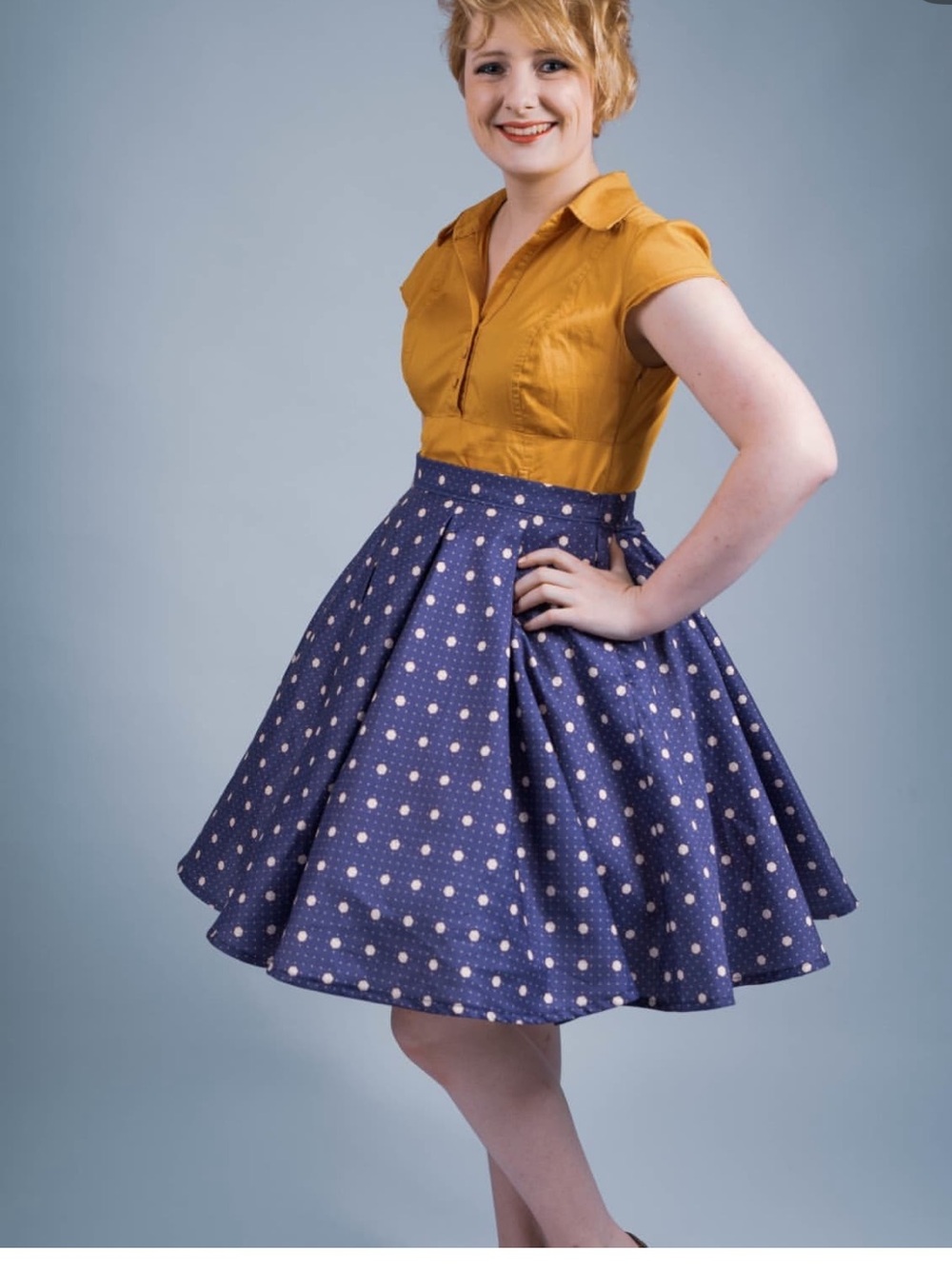 LudoCherry Circle Skirt
Size 8